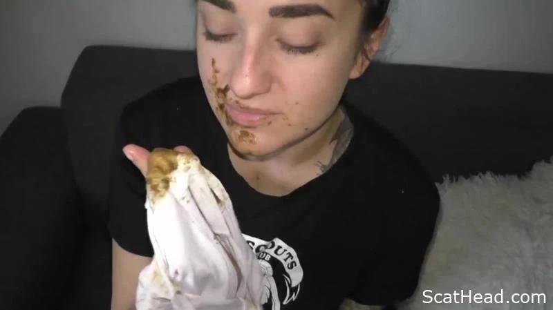 Im Consuming Sarahs Excretions - Modelnatalya94dirtyivone